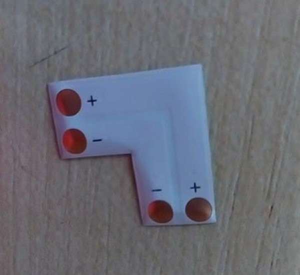 LED szalag sarok toldó 10mm