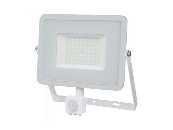 LED reflektor 50W mozgásérzékelővel HidegFehér 6000K 5400Lumen IP65 2év garancia
