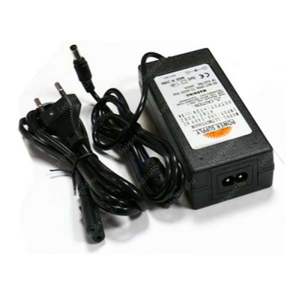 LED trafó 12V IP20 60 W/230 csatlakozóval 5A műanyagház, 1 év garancia