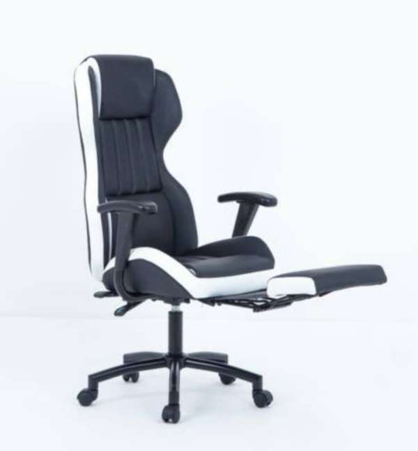 Kronos irodai forgószék, US 77, fekete-fehér