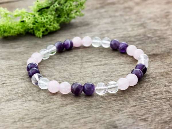 Ametiszt rózsakvarc és hegyikristály ásvány karkötő