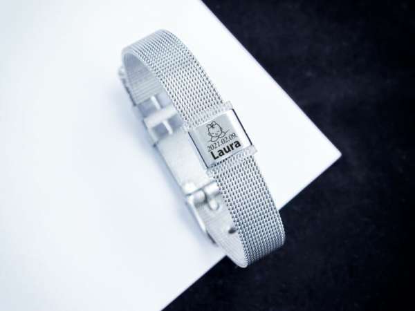 Kislányom egyedi medálos MoMents acél karkötő