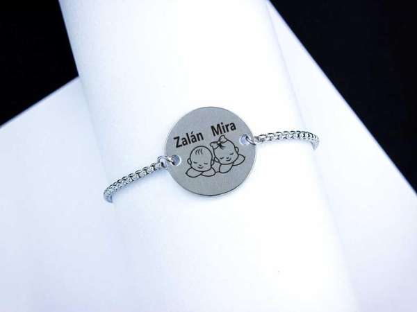 Baba emlékőrző egyedi acél kör medálos karlánc Lány Fiú