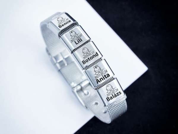 Csemetéim 5 egyedi medálos MoMents acél karkötő