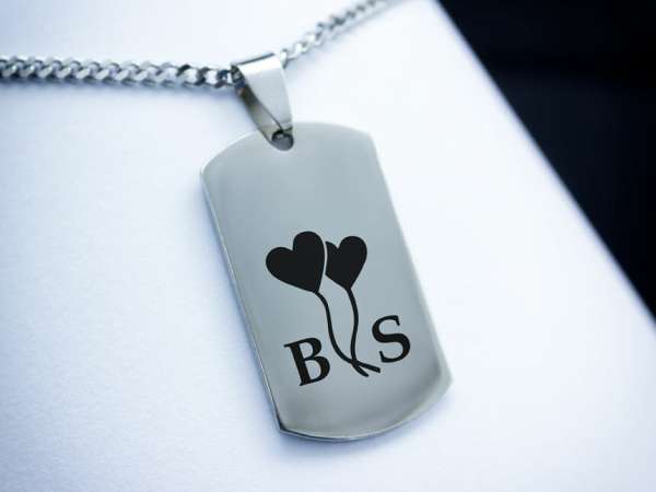 Valentin egyedi acél téglalap medálos nyaklánc