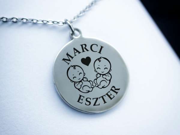 Baba emlékőrző egyedi acél kör medálos nyaklánc 2
