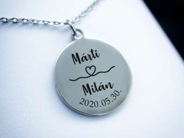 Mindig veled egyedi acél kör medálos nyaklánc