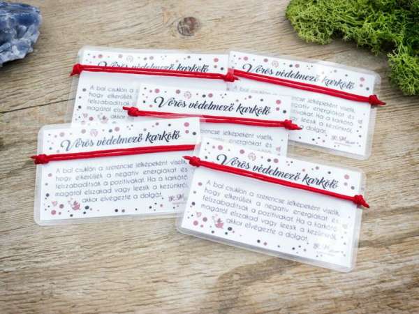 Kabbala védelmező vörös microcord karkötő kártyával 5 dbos csomag