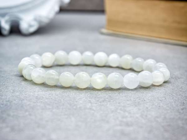 Holdkő ásvány karkötő