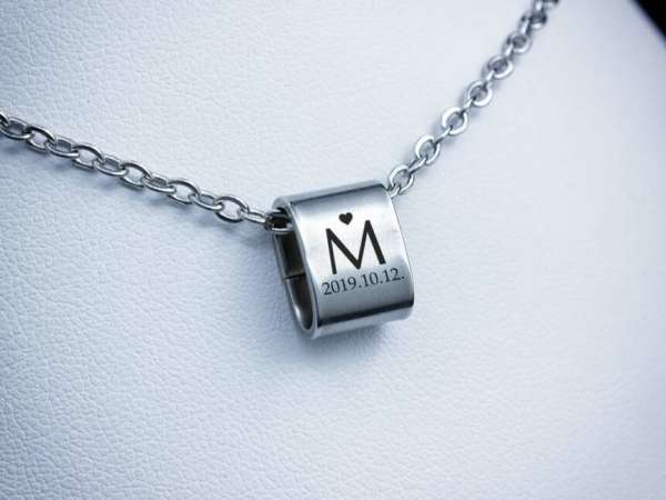 Szeretet levél egyedi medálos MoMents anker acél nyaklánc