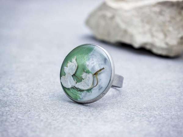 Májusi gyöngyvirág műgyanta gyűrű