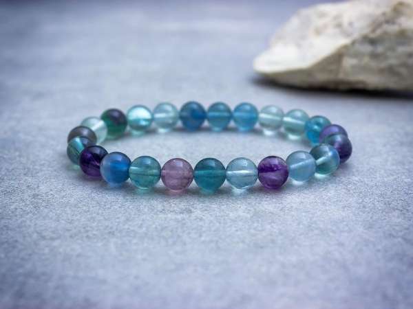 Szivárvány fluorit ásvány karkötő