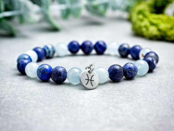 Halak csillagjegy medálos ásvány karkötő