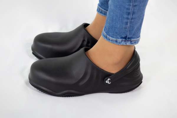 Professzionális munkalábbeli Suecos MAGNUS fekete