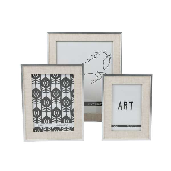 Krémszínű - vintage stílusú képkeret 13x18 cm