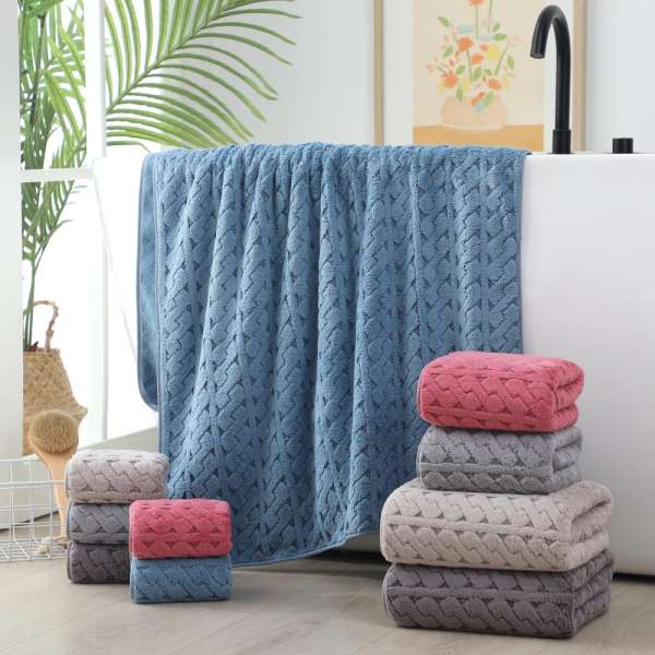 Twist 5 részes plüss törölköző szett - 70x140 cm