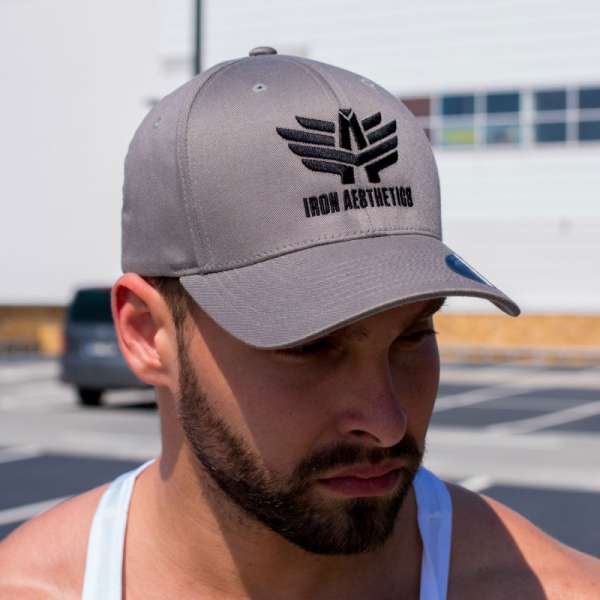 Férfi siltes sapka Iron Aesthetics FlexFit, szürke