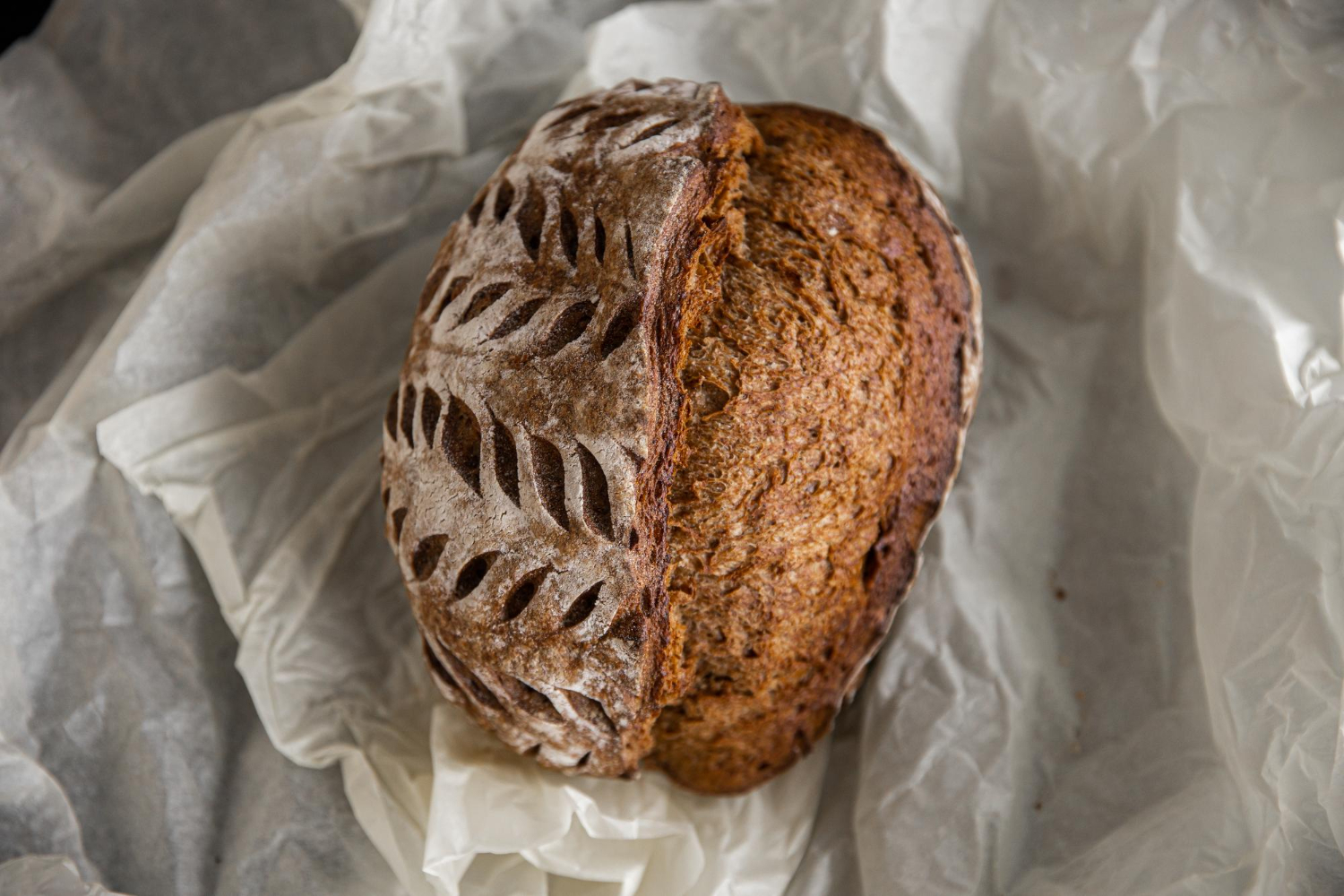 Kovászos kenyér: A bűntudat nélküli élvezet – Hogyan válaszd ki a legjobbat egészségedért?